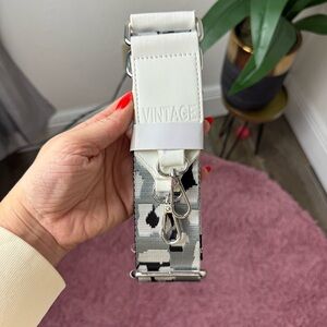 Vintage Havana White & Gray Cheetah Guitar Bag Strap